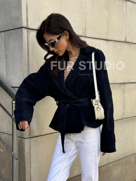 Модная куртка из замшевой кожи - фото 10