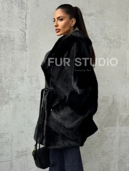 Полушубок черный норковый с капюшоном - фото 5