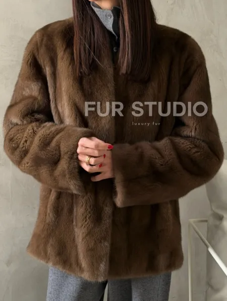 Шуба женская из меха норки - фото 2