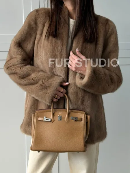 Женский норковый полушубок пастель - фото 2