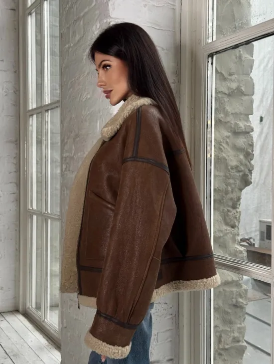 Женская короткая дубленка Brown vintage из натуральной овчины кёрли - фото 7