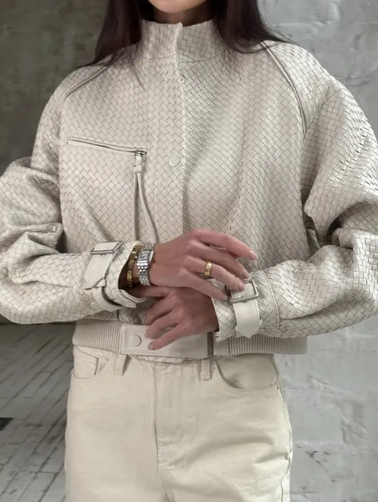 Женская курточка - бомбер из плетеной кожи Ivory - фото 2