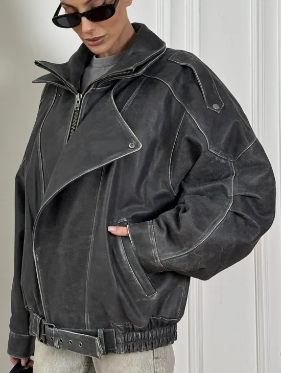 Кожаный женский бомбер Vintage grey с двойным воротником и затертыми швами - фото 1