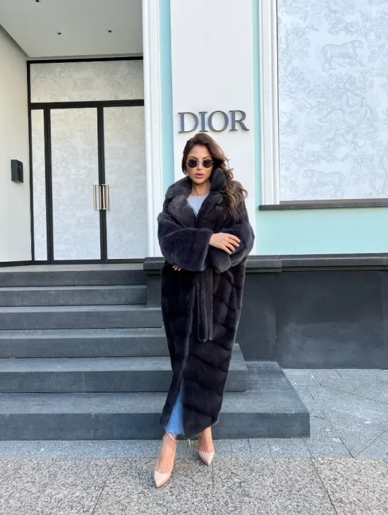 Длинная норковая шуба в цвете графит - фото 3