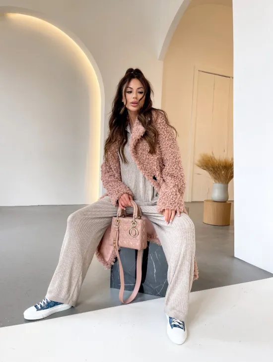 Шуба из экомеха в цвете пудра - фото 2