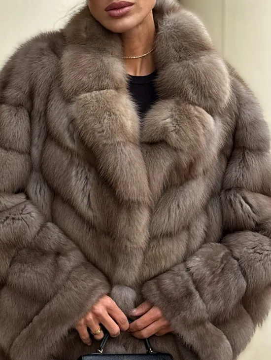 Короткая шуба из куницы - цвет пастель - фото 1