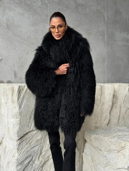 Черная шуба из ламы - фото 4