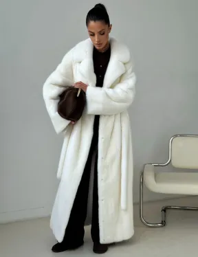 Белая длинная норковая шуба - фото 12