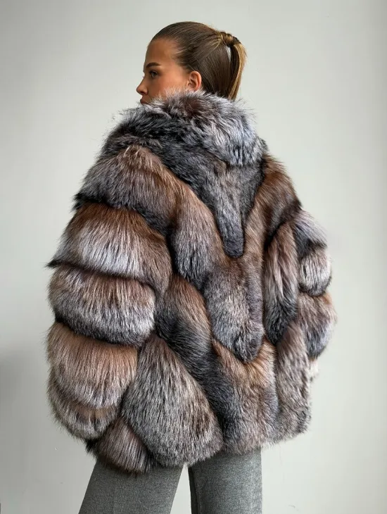 Шуба из меха лисы блюфрост - фото 6