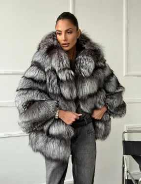 Шуба из меха чернобурки с капюшоном - серая - фото 5