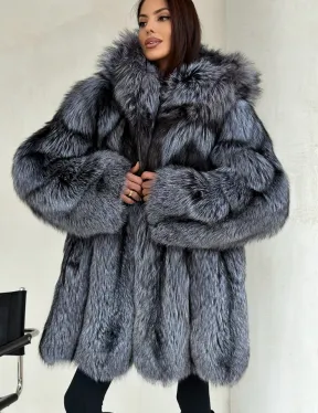 Шуба из натурального меха чернобурки с капюшоном - фото 3