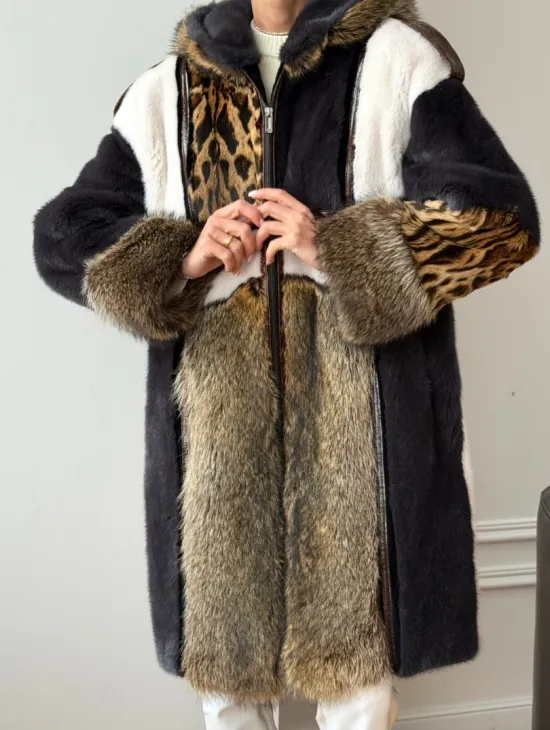 Комбинированная норковая шуба с капюшоном - фото 3