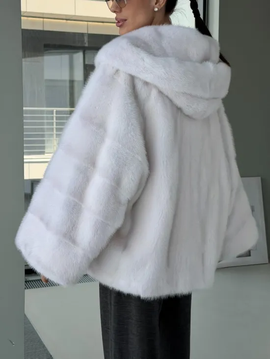 Белый норковый полушубок с капюшоном кобра - фото 4