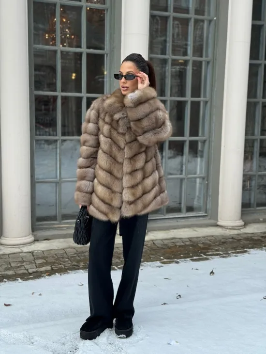 Шуба из меха куницы - цвет трюфель - фото 6