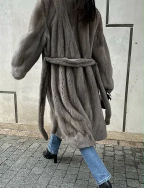 Стильная шуба из скандинавской норки - фото 3